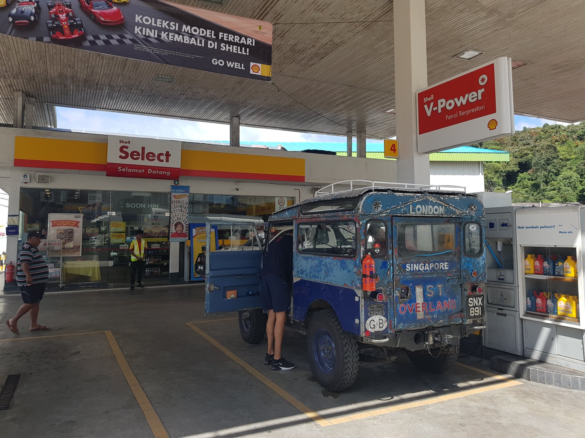 Rovernuts-The Last Overland